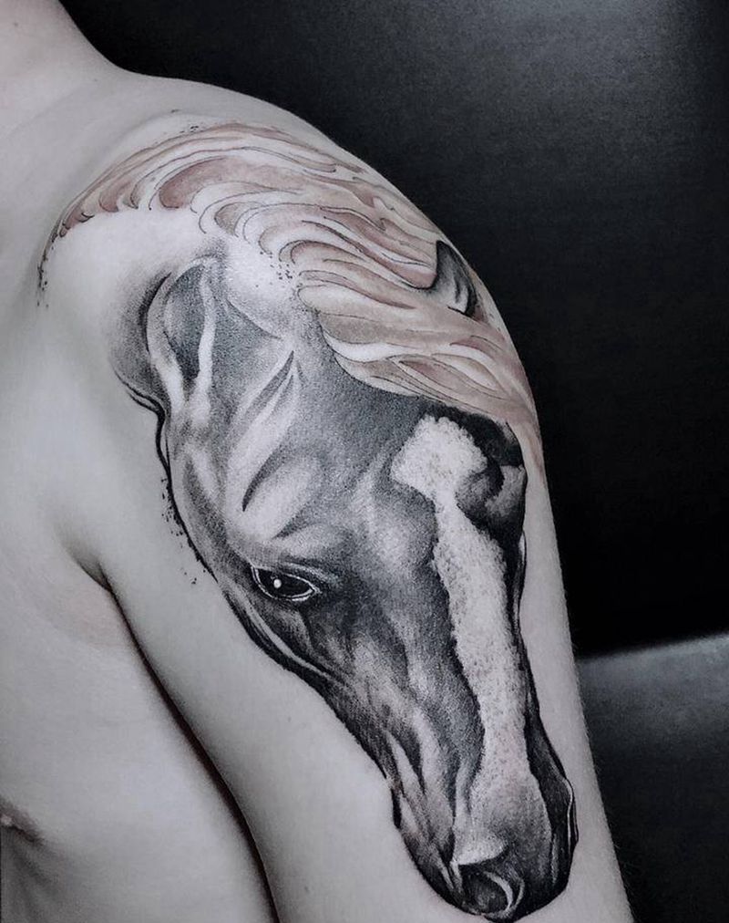 马儿纹身图片_手臂纹身图案