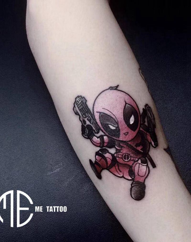 桃心死侍纹身图片_手臂New School纹身图案