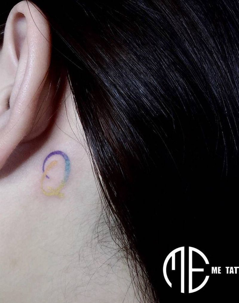 小清新字母纹身图片_颈部纹身图案