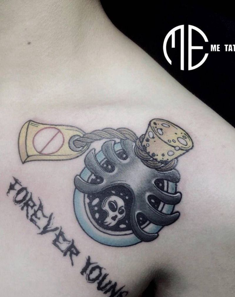 school酒瓶纹身图片_胸部New School纹身图案