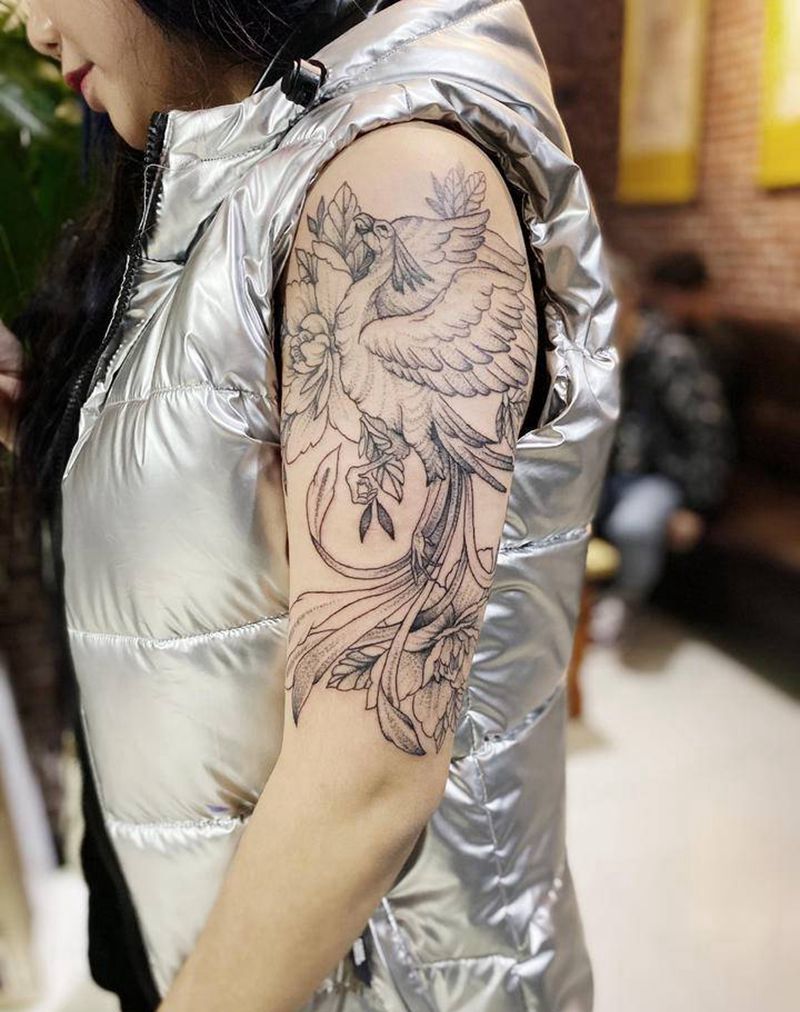 素花纹身图片_肩部点刺纹身图案