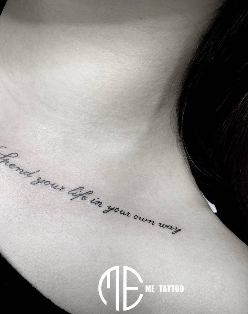 字母纹身图片_肩部纹身图案