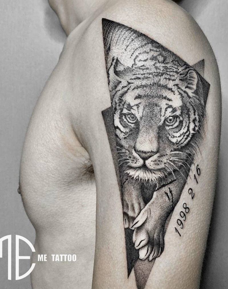 单刷一只小老虎纹身图片_手臂欧美写实纹身图案
