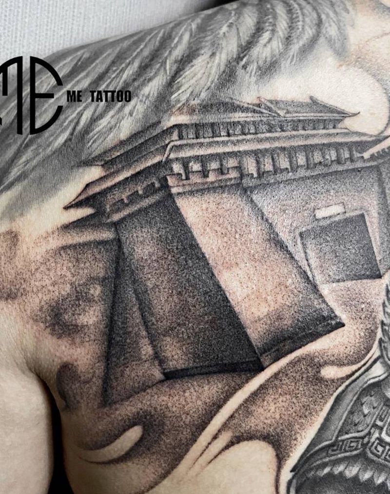 固若金汤纹身图片_背部点刺纹身图案