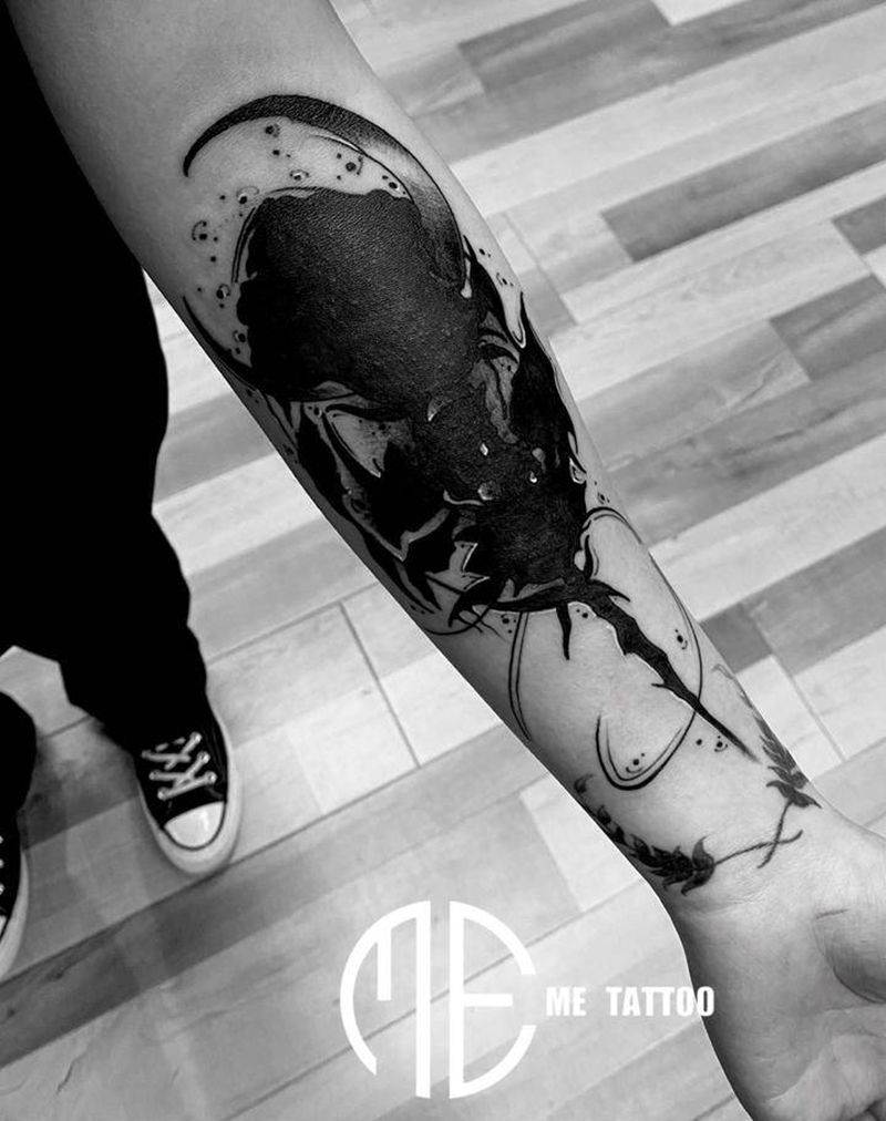 暴力盖纹身图片_手臂纹身图案