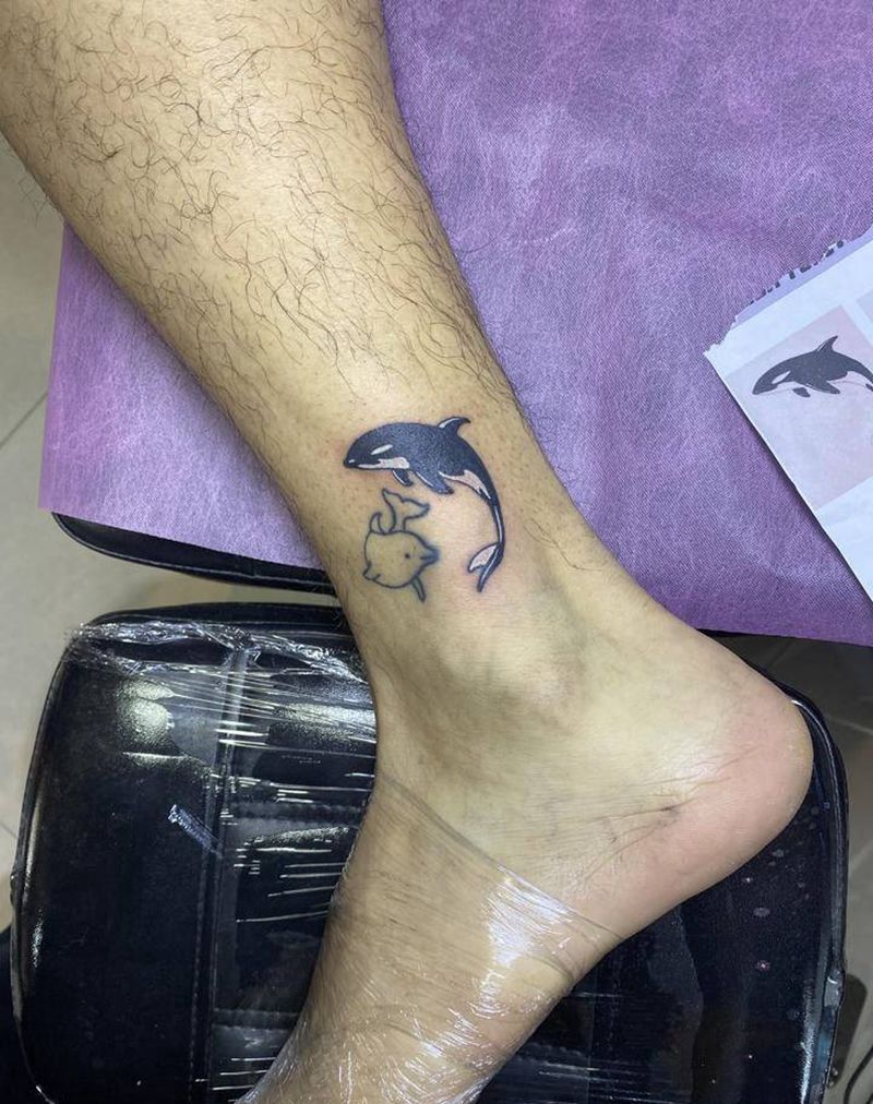 鲸鱼纹身图片_腿部Old School纹身图案