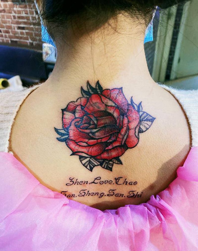 玫瑰遮盖纹身图片_背部颈部New School纹身图案