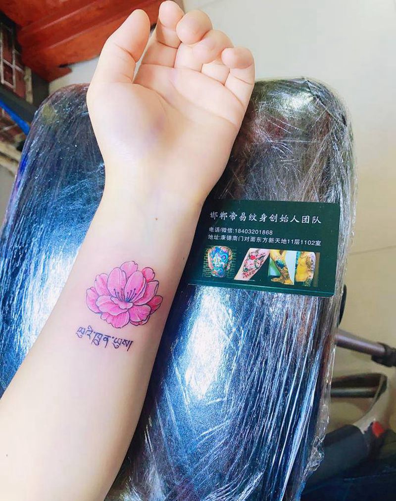 遮盖疤痕纹身图片_手臂水彩纹身图案