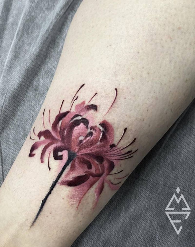 彼岸花纹身图片_腿部水墨纹身图案