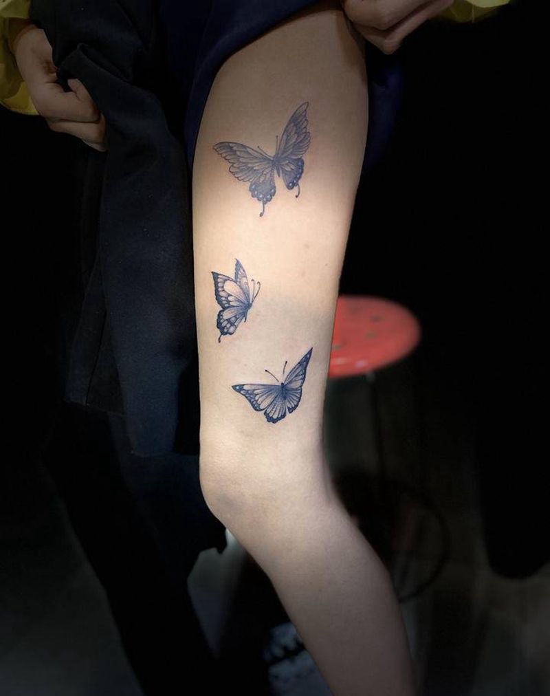 蝴蝶纹身图片_腿部点刺纹身图案