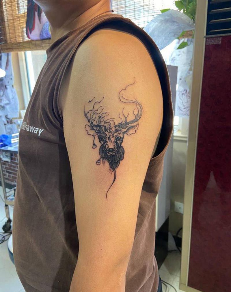 鹿纹身图片_手臂新传统水墨纹身图案