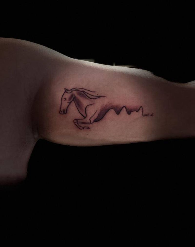 徒弟特价进行中纹身图片_手臂欧美写实纹身图案