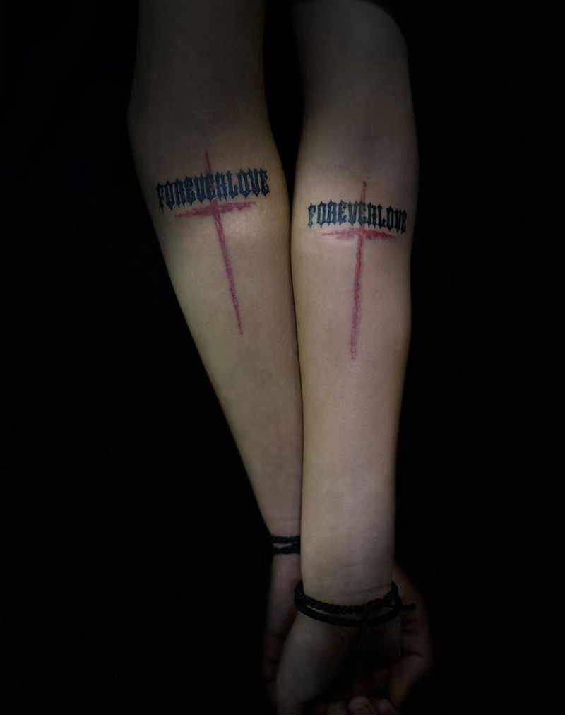 英文字母纹身图片_手臂花体字水彩纹身图案