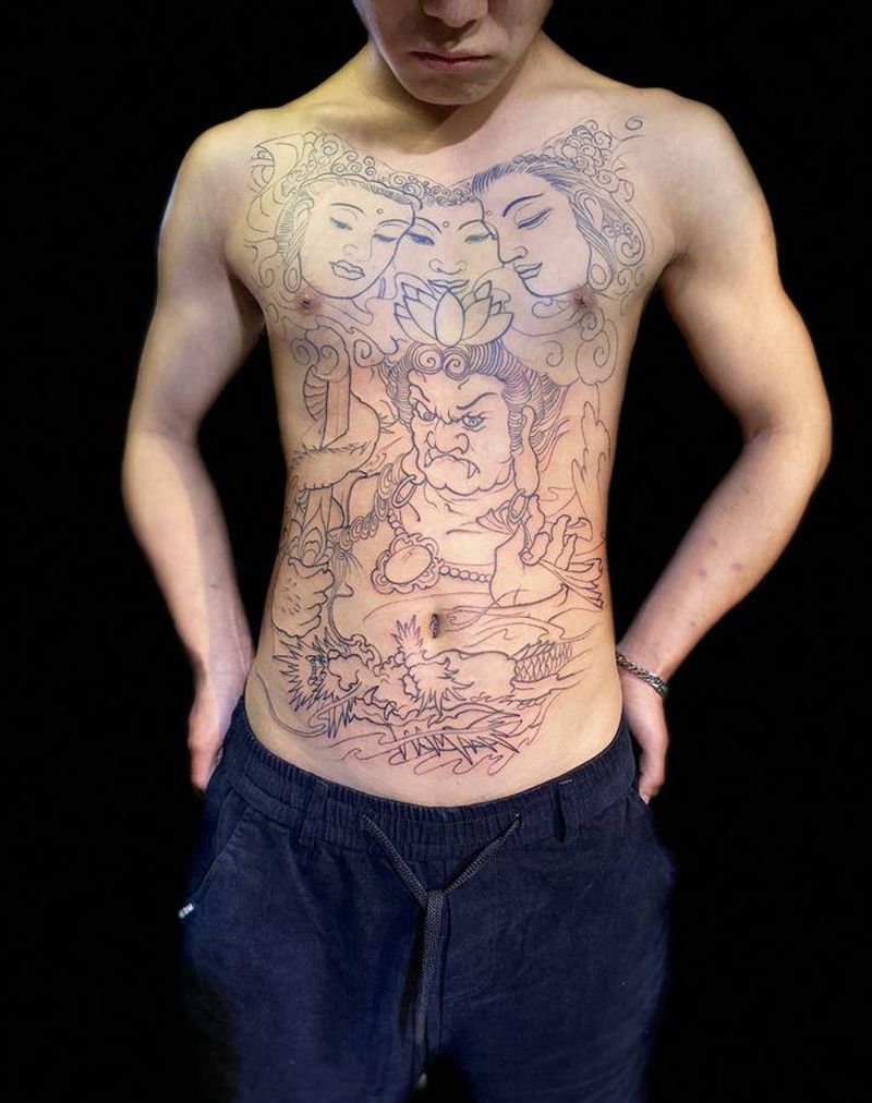 精神小伙图纹身图片_腹部新传统纹身图案