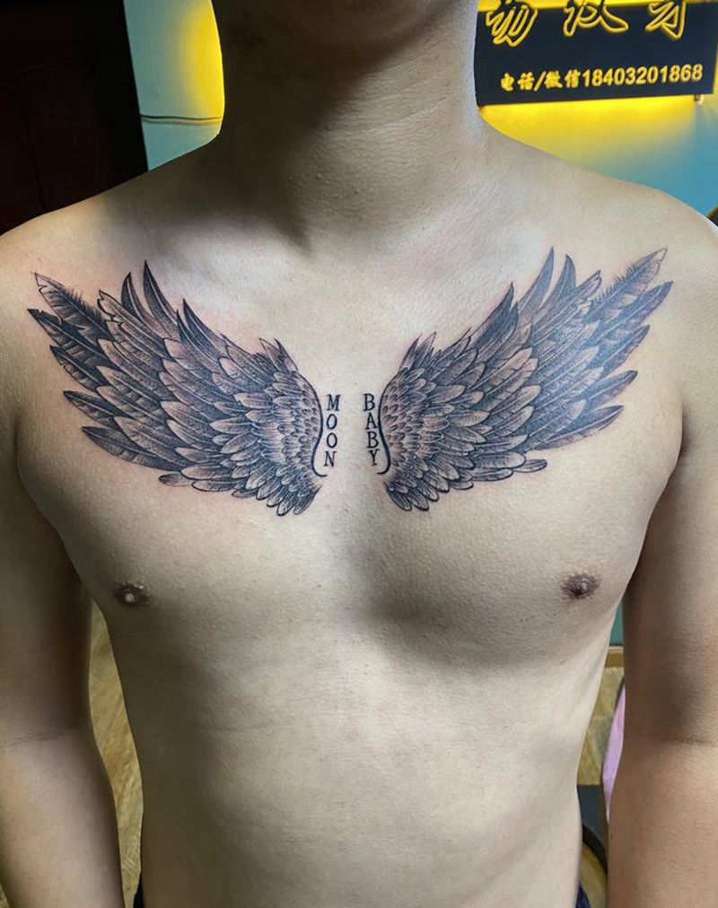 翅膀纹身图片_胸部欧美写实纹身图案