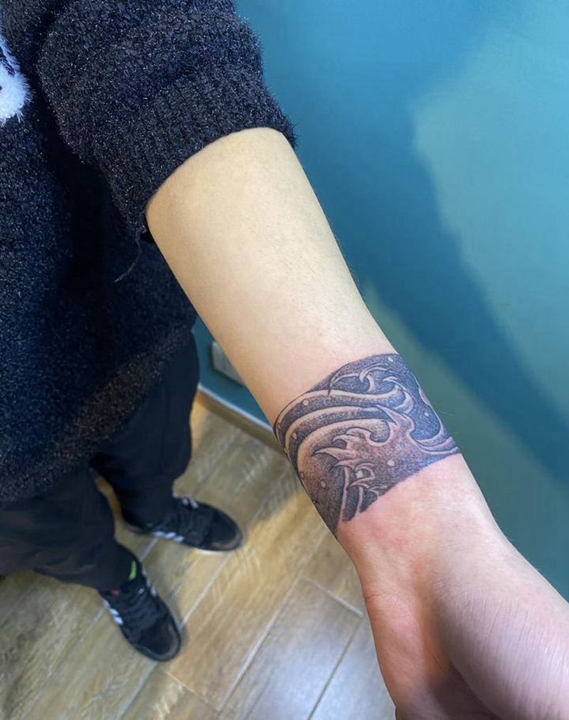 臂环纹身图片_手臂老传统纹身图案