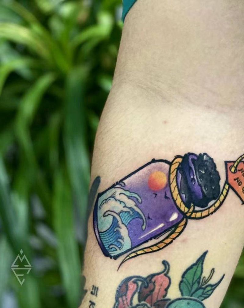 漂流瓶纹身图片_手臂New School纹身图案