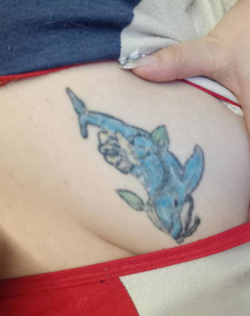 遮盖纹身图片_胸部新传统纹身图案