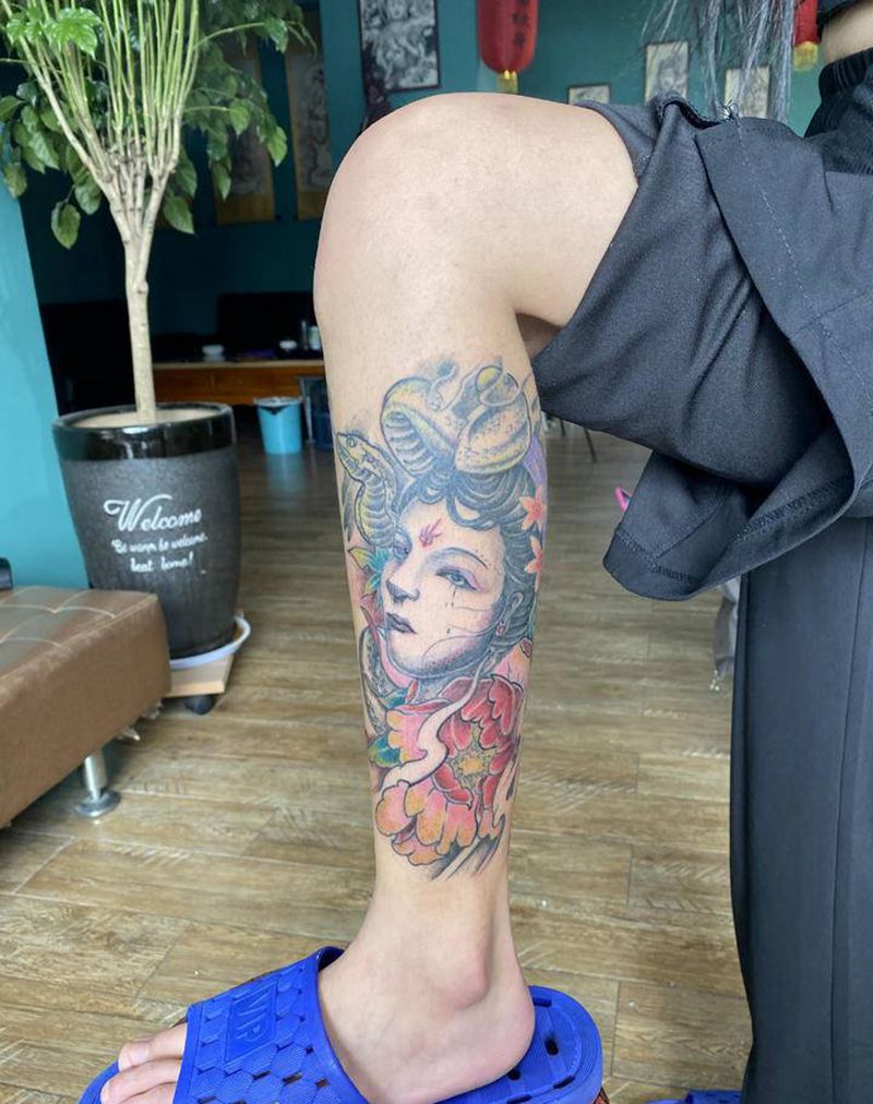 修改纹身图片_腿部新传统纹身图案