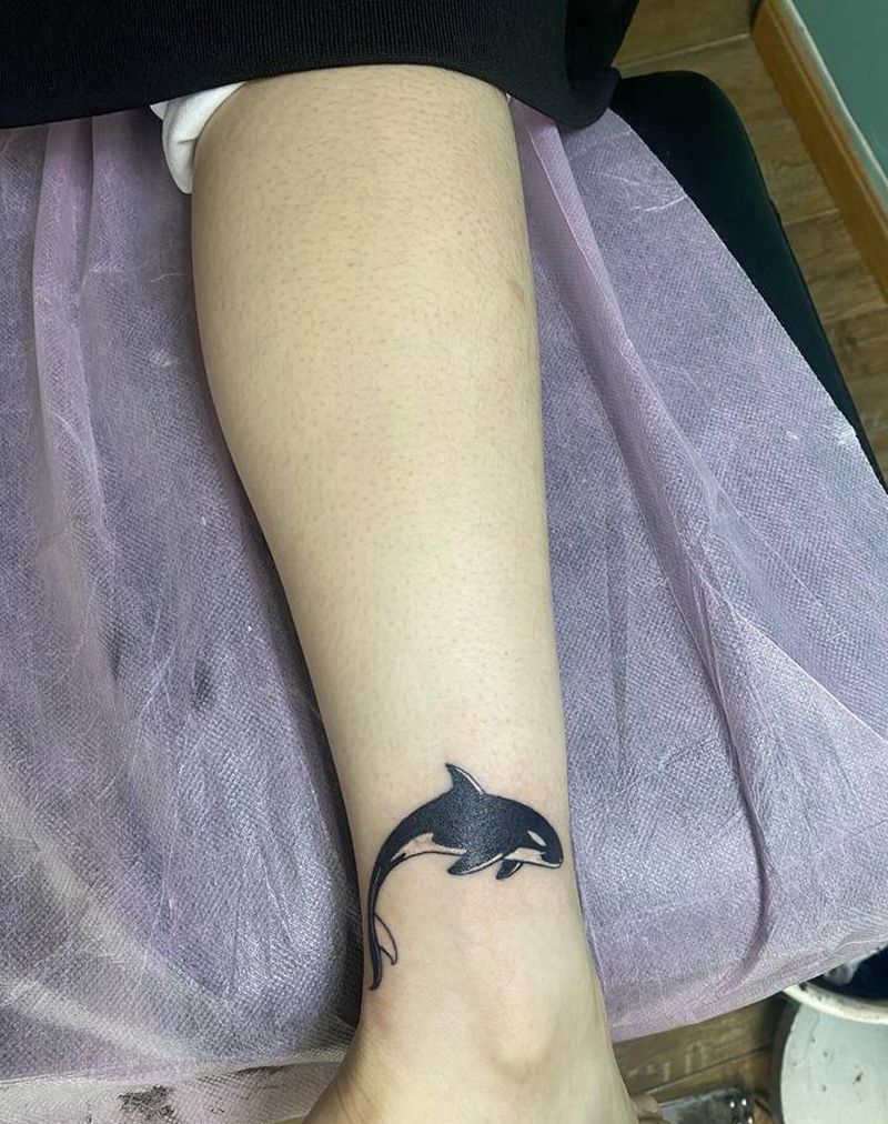 遮盖纹身图片_腿部水彩纹身图案