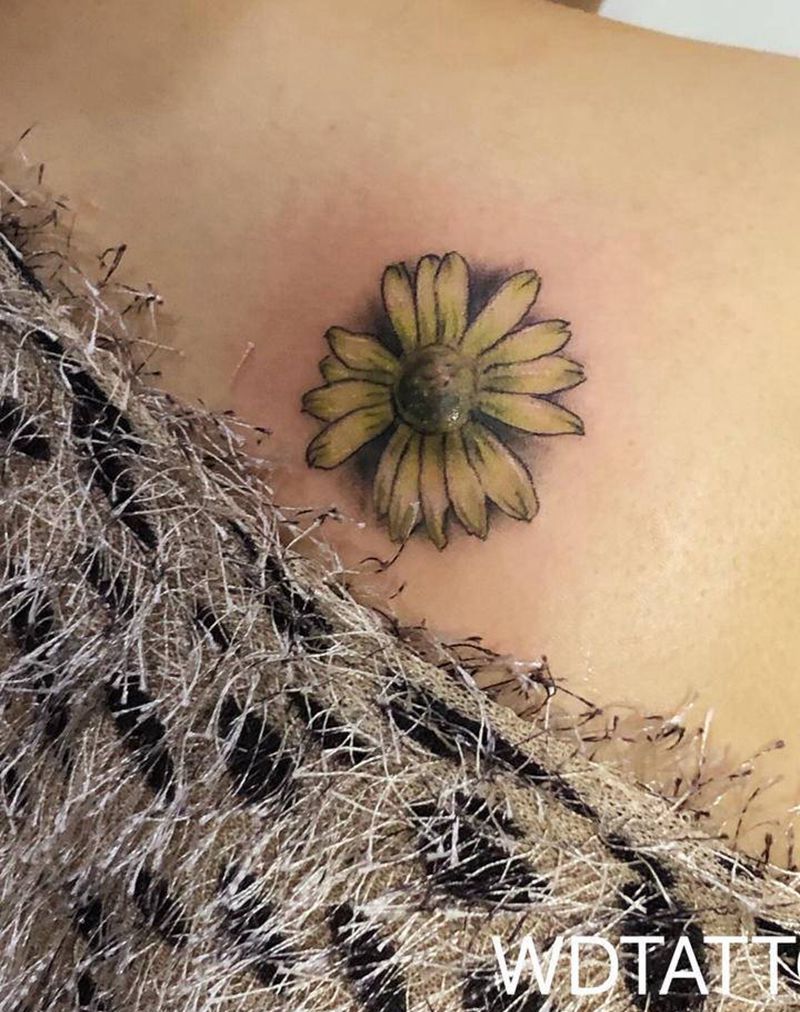 雏菊遮盖纹身图片_背部水墨水彩纹身图案