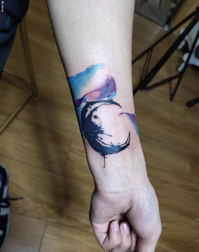 水彩手臂纹身图片_手臂纹身图案