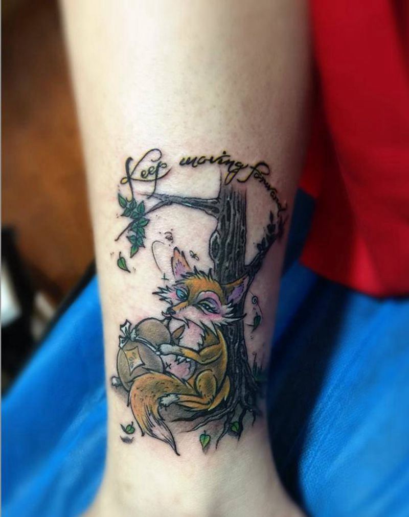 醉酒的小狐狸纹身图片