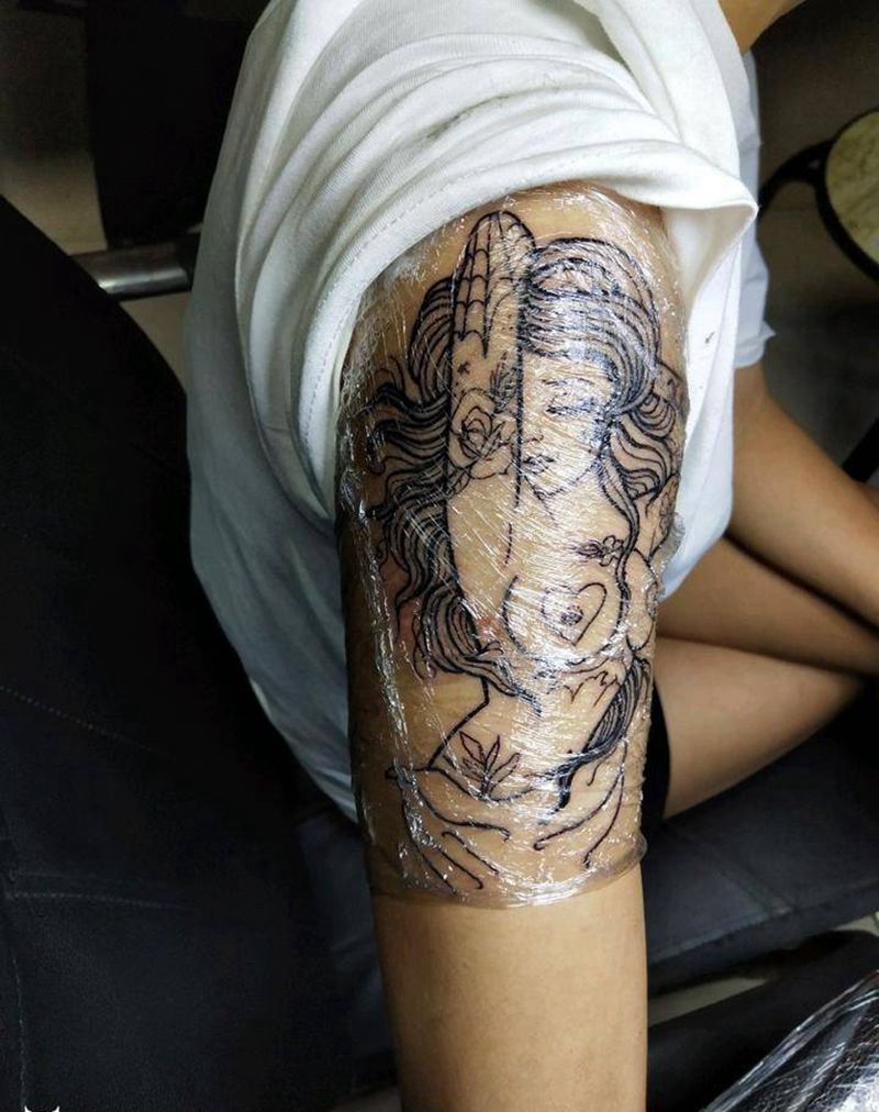 欧美美女纹身图片_手臂New School纹身图案