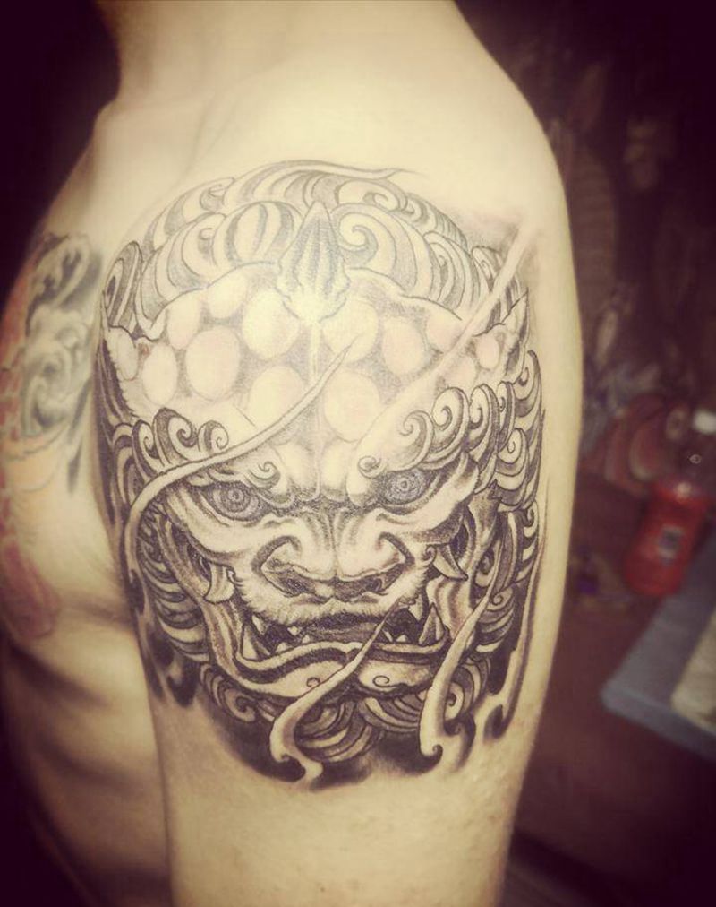 唐狮纹身图片_肩部纹身图案