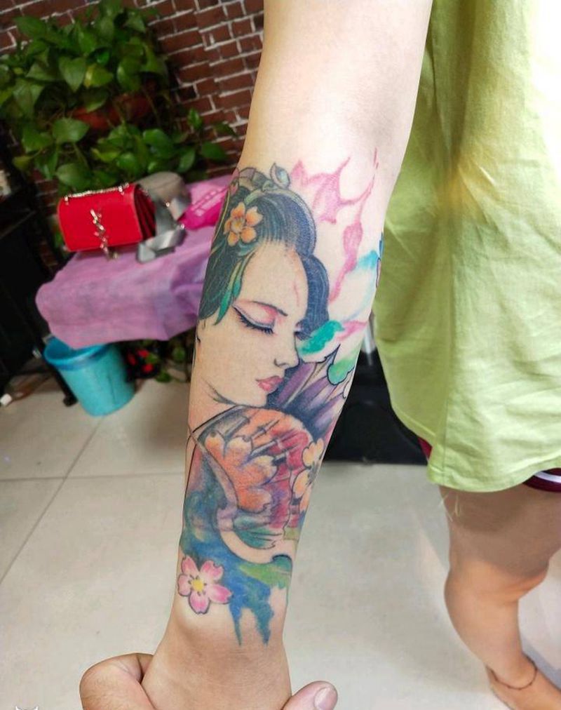 水彩纹身图片_手臂水墨水彩纹身图案