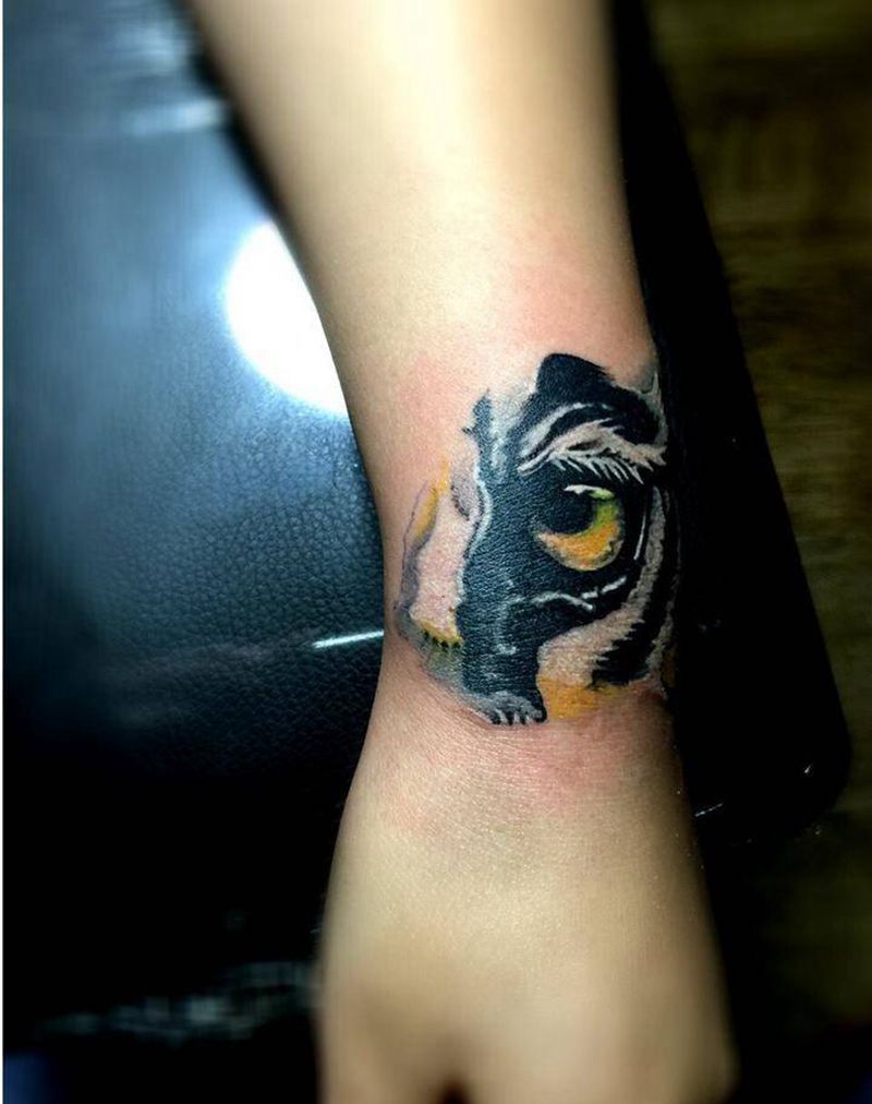 虎纹身图片_欧美手臂动物纹身图案