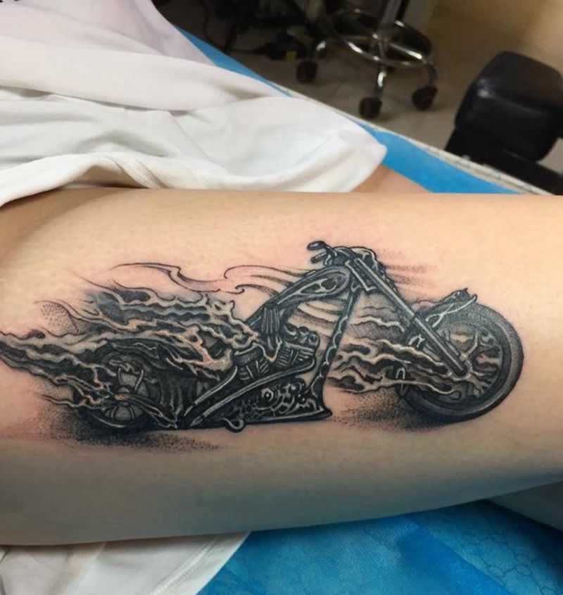 摩托车纹身图片