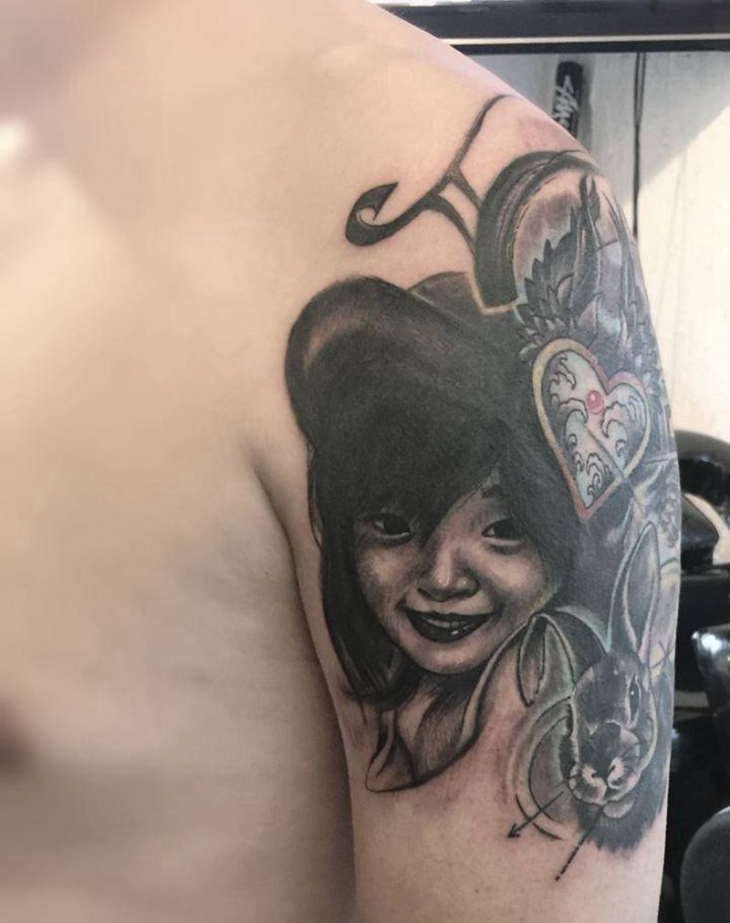 属兔的双子座女儿纹身图片