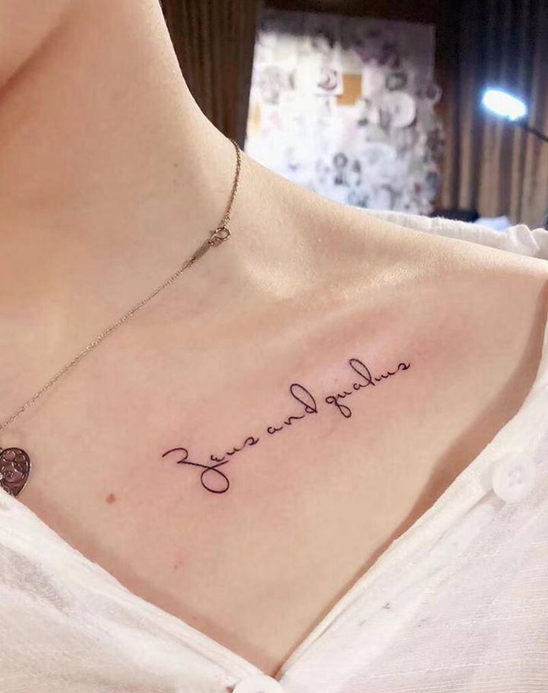 小字母纹身图片