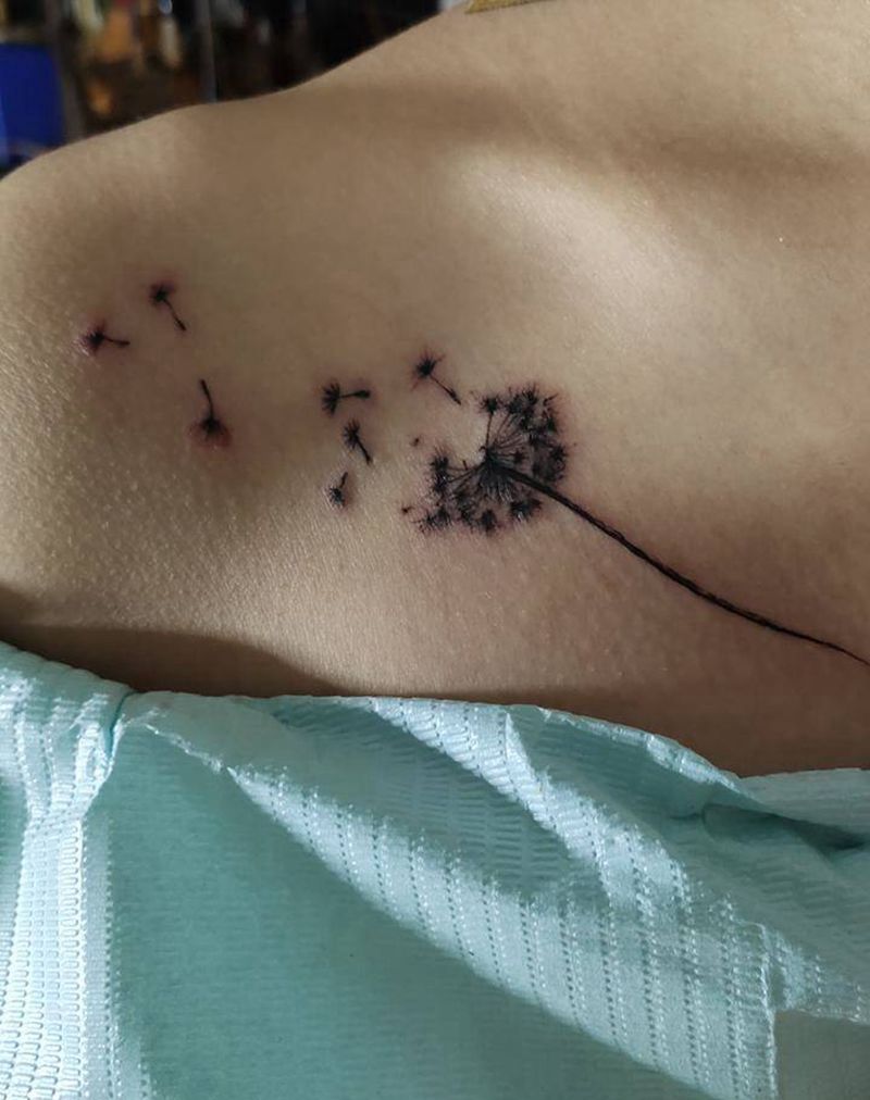 蒲公英纹身图片_肩部胸部纹身图案