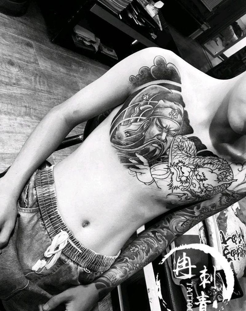 关公纹身图片_胸部老传统新传统纹身图案