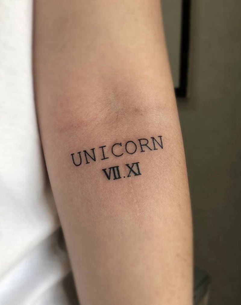 小字纹身图片_手臂图腾纹身图案