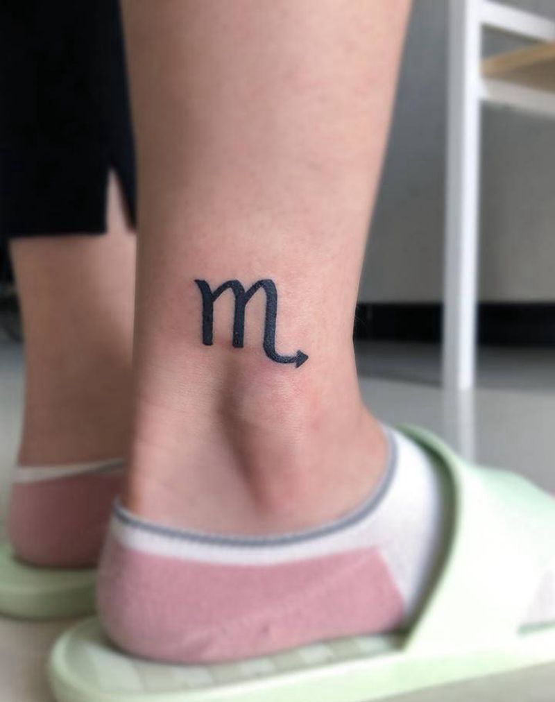 ♏️纹身图片_腿部图腾纹身图案