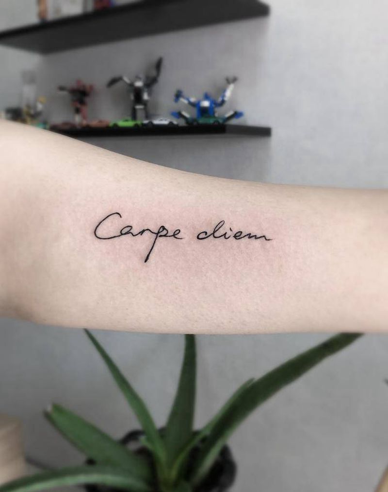 呼神护卫纹身图片_手臂图腾纹身图案