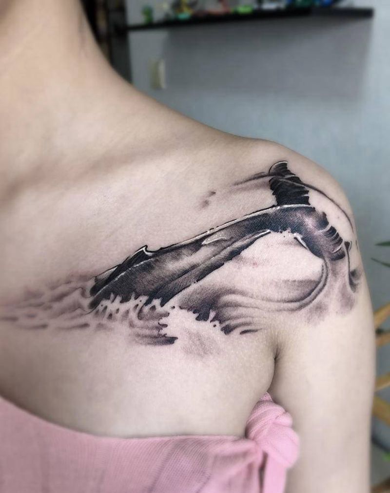 鲸鱼尾纹身图片_肩部胸部New School纹身图案