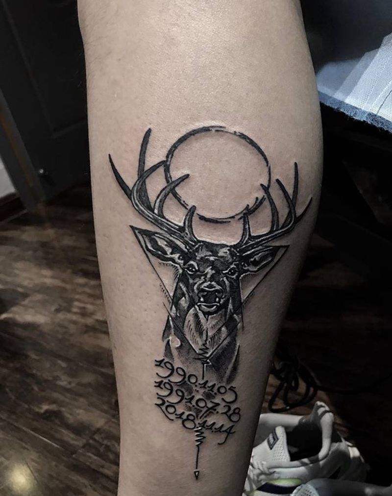 鹿纹身图片_腿部欧美写实几何纹身图案