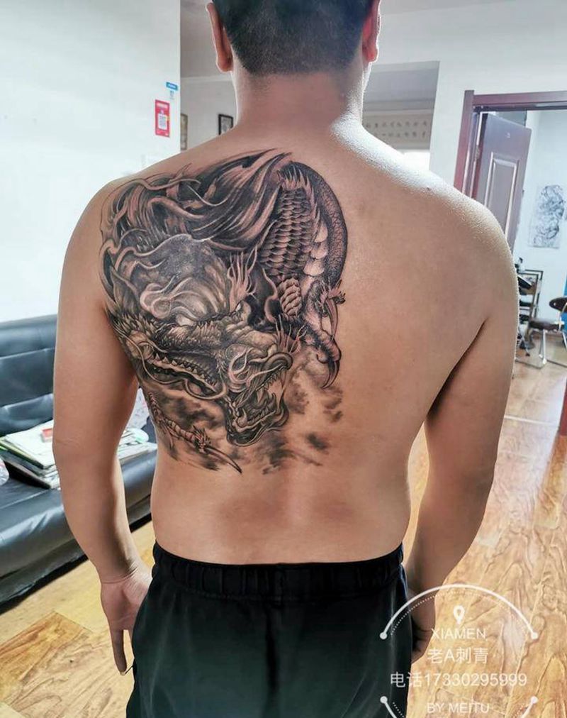 龙纹身图片_背部新传统老传统龙纹身图案