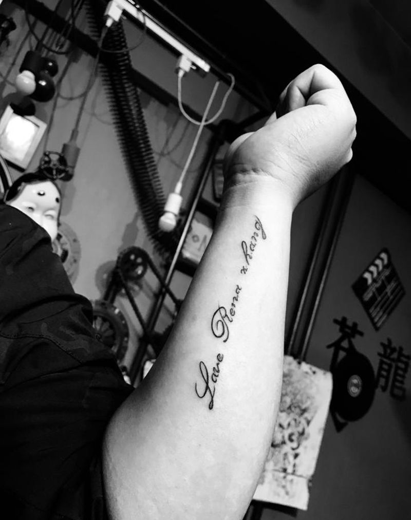 字母纹身图片_手臂手部几何纹身图案