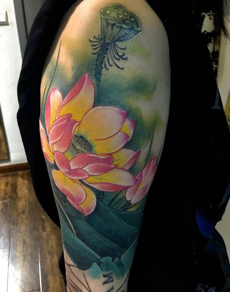 荷花纹身图片_手臂新传统水墨纹身图案