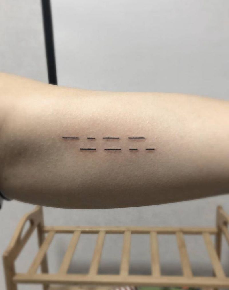 摩斯密码纹身图片_手臂图腾纹身图案