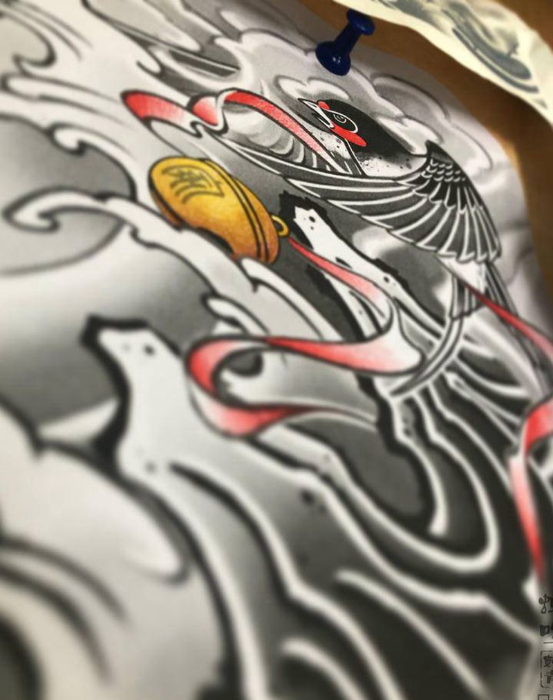 小燕子纹身图片_手臂腿部新传统纹身图案