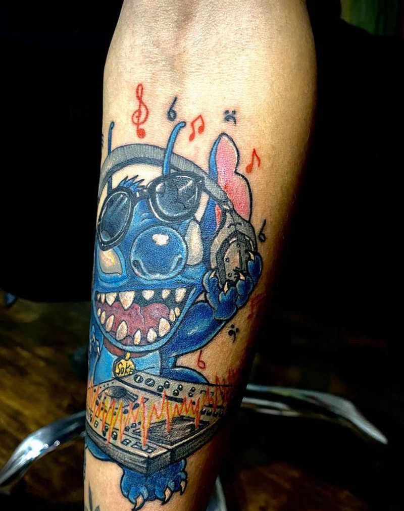 DJ史迪仔纹身图片_手臂New School纹身图案