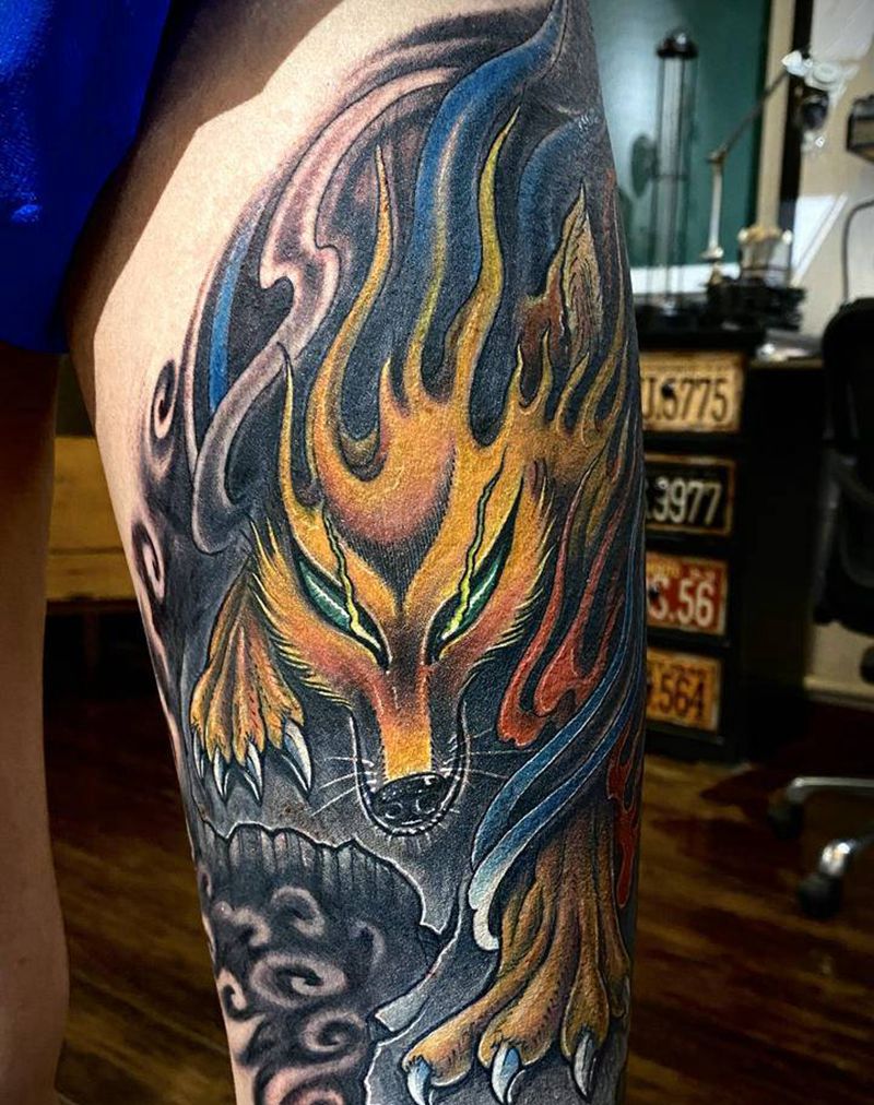 狐狸纹身图片_腿部新传统纹身图案