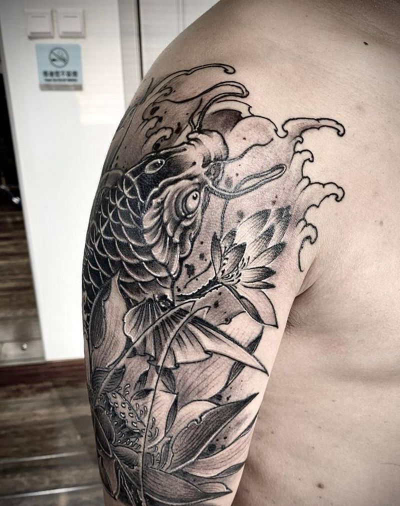 鱼纹身图片_手臂新传统老传统纹身图案
