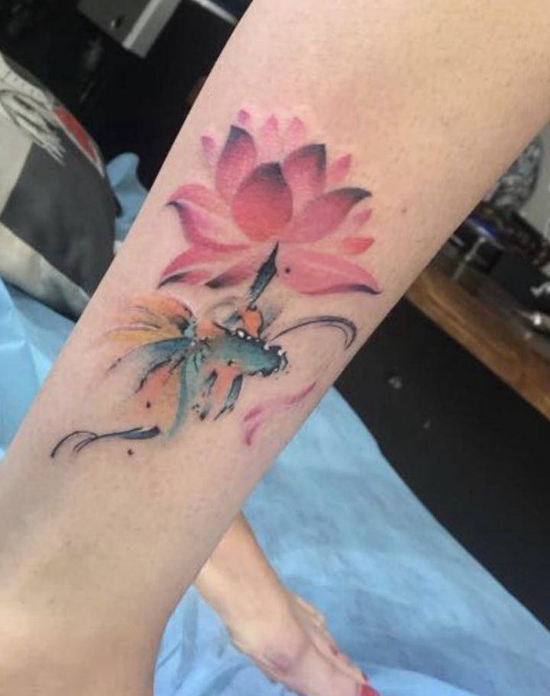 水墨纹身图片_腿部水彩水墨纹身图案